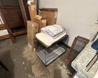 SMALL DOG KENNEL