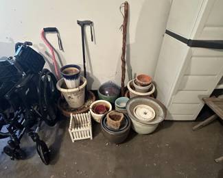 PLANTING POTS