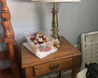 FURNITURE ETHAN ALLEN NIGHT STAND II