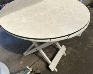 OUTDOOR PATIO TABLE
