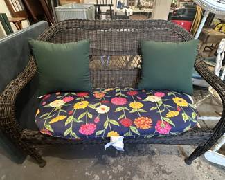 FURNITURE OUTDOOR WICKER LOVE SEAT
