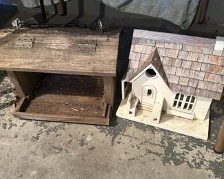 BIRD HOUSES