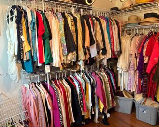 WOMANS TOPS, DRESSES, BLAZERS
