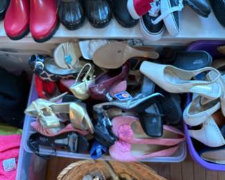 SHOES
