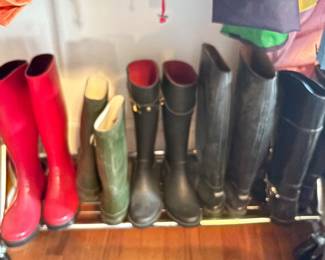 BOOTS