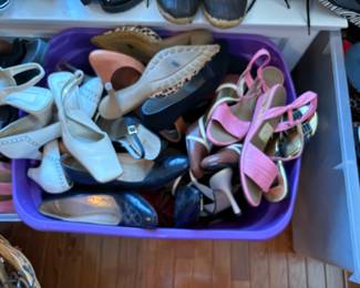 SHOES