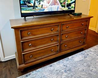 DRESSERS