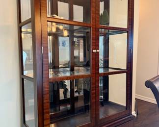 CONTEMPORARY ETHAN ALLEN DISPLAY