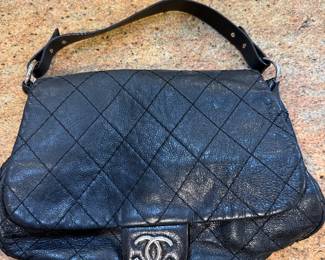 AUTHENTIC CHANEL 