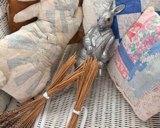 Tons of original quilt pillows