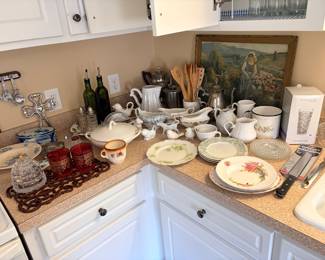 Not enough room for the tons of kitchen items