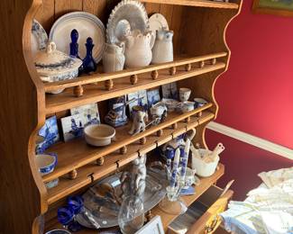 Hutch for sale too