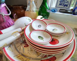 Table Tops Unlimited Salad Set