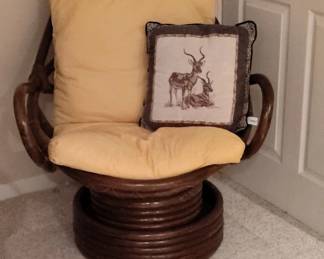 Set of 2 Rattan Lounge Chairs, Coffee Table. 