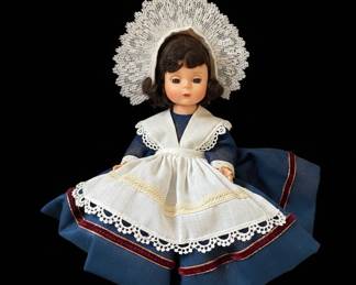 Madame Alexander Netherlands Doll 552