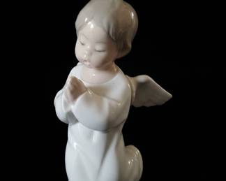 Lladro Porcelain Figurine - Angel Praying