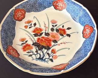 Japanese Imari Style Porcelain Serving Dish