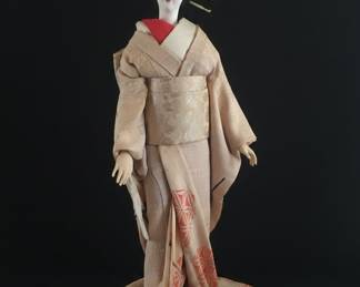Vintage Japanese Geisha Doll in Display Case