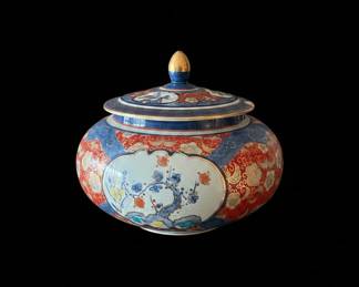 JAPANESE IMARI WARE - Tea Jar - Soup Tureen