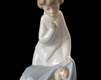 Lladro Porcelain Figurine 'Girl with Lamb'
