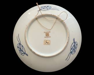 Toyo "Goldmark" Hand Painted Imari Style Porcelain Plates