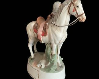 Buffalo Bill Ceramic Figurine