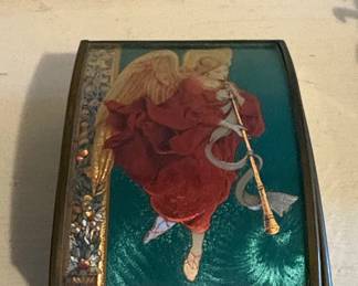 Via Vermont Enesco Angel Trumpet Music Box