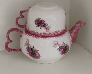 Vintage Ceramic "Tea for One" Set with Heart-Shaped Handle and Floral Design