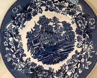 Alfred Hughes & Son "Avon Cottage" Blue Willow Pattern Plate
