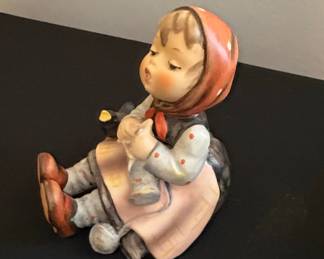 Hummel "Happy Pastime" Figurine #69