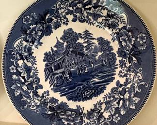Alfred Hughes & Son "Avon Cottage" Blue Willow Pattern Plate