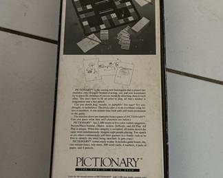 Pictionary: The Game of Quick Draw (1985 Edition)