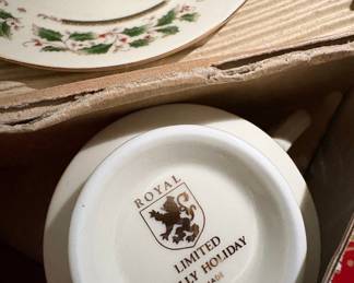 Royal Limited Holly Holiday Teacup and Saucer Set
