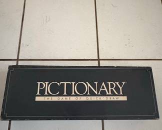 Pictionary: The Game of Quick Draw (1985 Edition)
