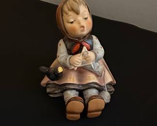 Hummel "Happy Pastime" Figurine #69