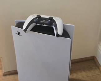 PS-5 / Sony PlayStation 5 console with controller