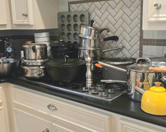 pots, pans, bakeware, teakettles, cast iron Lodge Dutch oven - never used