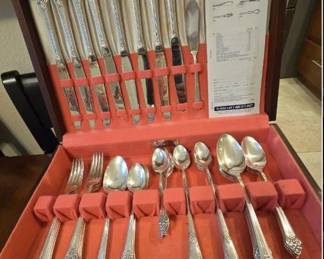 1881 Rogers Oneida, LTD Stainless cutlery set with box