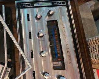 27s Series - AM/FM Multiplex Radio with AFC High Fidelity Stereo amplifier + schematic diagram included