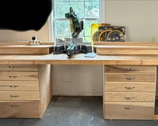 For complete description & to bid on this item, please go to https://ctbids.com/estate-sale/44938