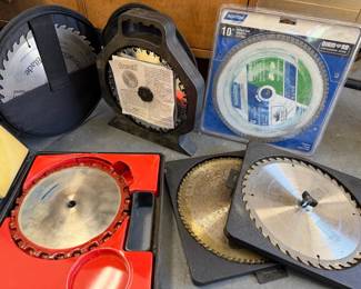 For complete description and to bid on this item, please go to:  ctbids.com/estate-sale/44938
