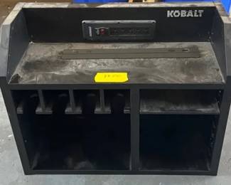 For complete description & to bid on this item, please go to https://ctbids.com/estate-sale/44938