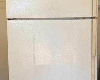 For complete description and to bid on this item, please go to:  ctbids.com/estate-sale/44938