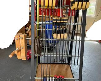 For complete description & to bid on this item, please go to https://ctbids.com/estate-sale/44938