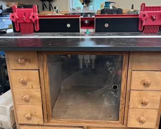 For complete description & to bid on this item, please go to https://ctbids.com/estate-sale/44938