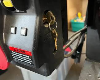 For complete description & to bid on this item, please go to https://ctbids.com/estate-sale/44938