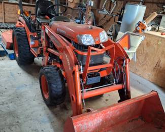 2012 B2320 Kubota 23hp LA3 5ft brush cutter 04 Frontend loader 