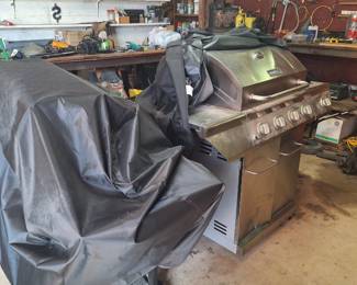 2 grills