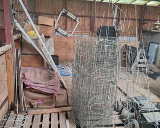 Fencing, water hose
