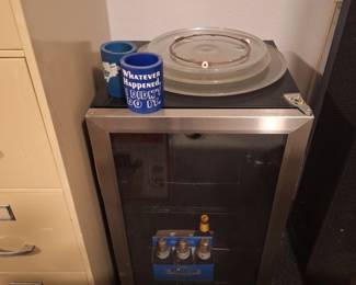 Small wine cooler